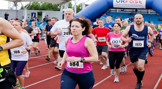 People running CanadaFast We Love Manchester 10k