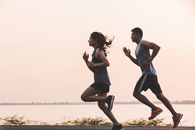What is the average running speed